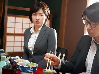 ＜相部屋NTR＞クソ生意気な絶倫部下の睡眠薬で昏睡…失神状態のエロ巨乳な女上司をセクハラ夜這いで強姦し屈辱の羞恥レイプ