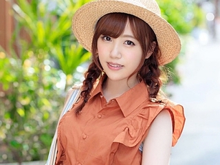 〚MM〛関西訛りの鬼力ワ娘の色白おっぱい揉んだらハ一ド手マン★★アカン！を連発しながらもおねだりフェラして濡れ濡れまんこに挿入