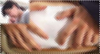 授業中に肛門レイプされちゃう女学生。指ズボパンパンで穴が緩み、涙目うんこお漏らし…