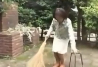 《友達のママ》「うふふ♥♥」ぽっちゃりムチムチ巨乳おっぱいの人妻塾女美魔女おばさんが息子の友人とSEXしちゃうｗｗ