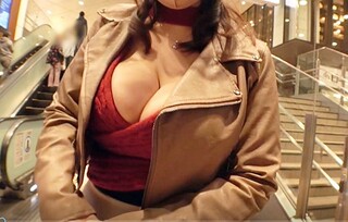 メロン級おっぱいのMカップ美女が登場！乳を揺さぶり強烈ピストンに本気アクメ！騎乗位ファックでイキ乱れる