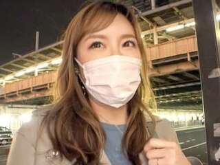 【人妻×素人】ご無沙汰の巨乳人妻がパコパコ！正常位でズコって顔射ぶっかけ！人妻NTRセックス！