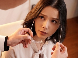 地味メガネの女教師を脅迫しやりたい放題！言いなりペットに調教した肉便器先生を乳揉みセクハラ…乳首責め…口内射精＜パンスト＞