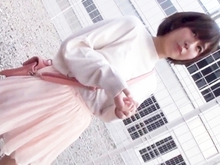 〚素人ナンパ〛10代のウブ娘がパンティみせるだけの約束なのに手マンされて興奮♪♪美乳を揉まれたら巨根をしゃぶってガチハメ