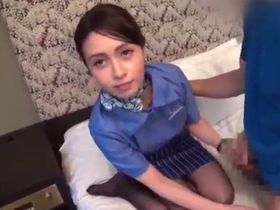 仕事帰りの美脚CAさんをナンパ！悩める男性の励まし企画と称して筆おろししてもらう！