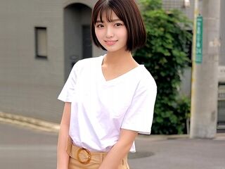＜素人ナンパ＞羞恥な”騎乗位素股”のエロ企画で痙攣する貧乳JD！絶倫デカチンに擦られ連続射精×連続中出しでエビ反り絶頂！