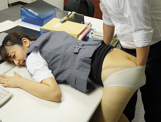 【人妻CA】営みのない日常に愛想をつかし美貌まみれの性行為で魅了する美熟女