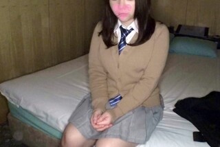 ＜中出し＞制服姿の女とホテルで濃厚セックス…生でハメられたっぷり膣内射精される＜パパ活＞