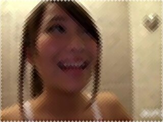【巨乳】むっちり美巨乳ギャルに競泳水着を着せてコスチュームプレイでデカチンを咥えてもらうｗ