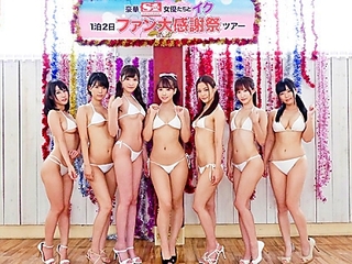 ファン感謝祭で素人にご奉仕♡「いつもありがとうございます♥」ドスケベな身体でご奉仕して乱交セックス★