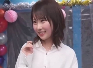 【フェラ騎乗位】アイドル系の顔立ちでMM号にお持ち帰りされ全身味わい尽くされる美少女
