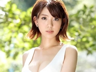 〈美少女〉背が高くて足も長いスレンダーちゃんが腰振り乱れたり黒スト姿でで乳首や肉棒弄っちゃいます♥