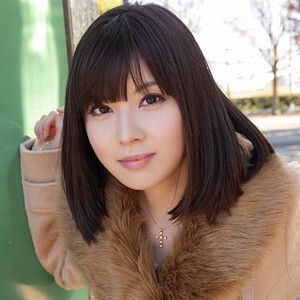 ゆりな