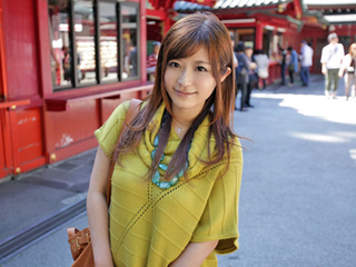 美乳妻と再会。仕事を辞め専業主婦となり、柔らかい雰囲気になった彼女とデートを漫喫し風呂場でSEX。