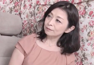 美熟女ナンパ「だ、ダメよ♥♥」若々しい見た目のスレンダー巨乳おっぱい清楚人妻おばさんを口説いて生ハメ種付けを楽しむｗ