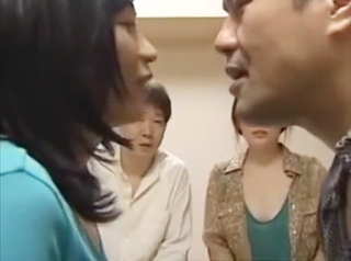 〈エロドラマ〉夫婦交換とは人妻の回想によると妻が自分の目の前で相手の男のちんぽをしゃぶるらしい！ハードだぜ！ww