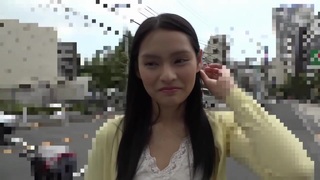 わたしオバさんなのよ…！美乳で美尻なほっそりなワイフがお悩み相談で膣内射精の性行為！責めるのも責められるのもいつも全力投球！