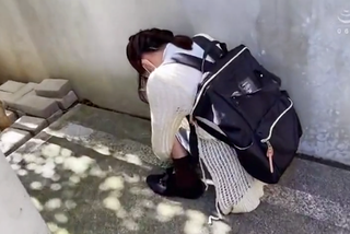 〈巨乳狩り〉ドラッグを盛った女は蹲まりながら昏睡していた。ヤリ部屋に運びひん剥き巨乳を堪能する（炎