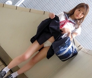 【女子校生巨乳】学校終わりにおじさんと待ち合わせしラブホで中出しセックスしちゃう10代娘