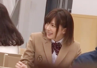 【図書館】「いやっ！んんっ！」スレンダー巨乳おっぱい美少女を辱め、イキ潮お漏らし、サイレントアクメSEXで膣内射精！
