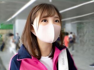 ＜女子校生＞エロ美乳な部活JKをホテル連れ込み！電マ＆手マンで大量潮吹きのお漏らし子宮にデカチン突き刺し無許可中出し♡