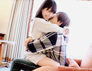 馬乗りハァハァ腰くいくい性交体験！照れ顔見ながらケツもみ乳もみDeepKiss素股！