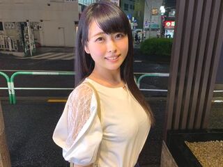 【素人】見た目に反して性欲が強い美少女お姉さん‼彼氏がいるのに平気で浮気SEXの淫乱娘の極上顔射とお掃除フェラ‼