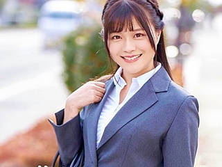（MM）デカパイな美女がセクハラされながらスケベな開発を次々とされて果てることになる