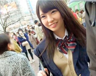１８歳の黒髪ロング制服女子はスレンダー美乳プリ尻でぷっくり乳首♡エッチな笑顔でフェラご奉仕してコスプレＳＥＸで本気イキ