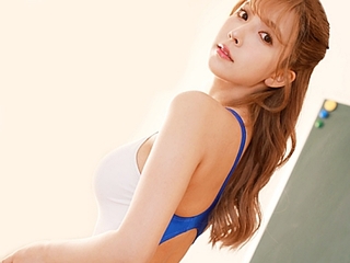 グラマーボディからエロがムンムン溢れている淫乱娘がスクール水着で肉棒を誘っているんだけど……