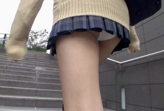 S●Eの元センターに似てるって言われます♡言うこと聞いてエロくて中出しできてしかも安いっていう制服女子！