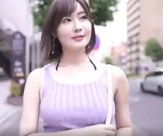 【人妻巨乳】お肌の白さと圧倒的なおっぱいを見せつけ寝取られイキ乱す美熟女