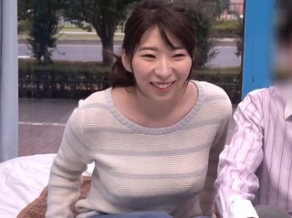 【カップル・素人ナンパ】ムチムチの巨乳おっぱいヤバい！「いっくぅ♡」色白・ピンク乳輪の神乳が揺れまくりのNTR！
