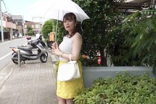 〈B級人妻〉痴漢ですらウエルカムの奥さんはいつでもちんぽが足りません。今日もホラ若者を連れ込んで…♡ww